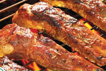Grilled pork ribs with DASAVI lemon chilli sauce