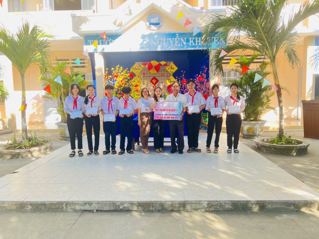 Truong_Nguyen_Khuyen_5