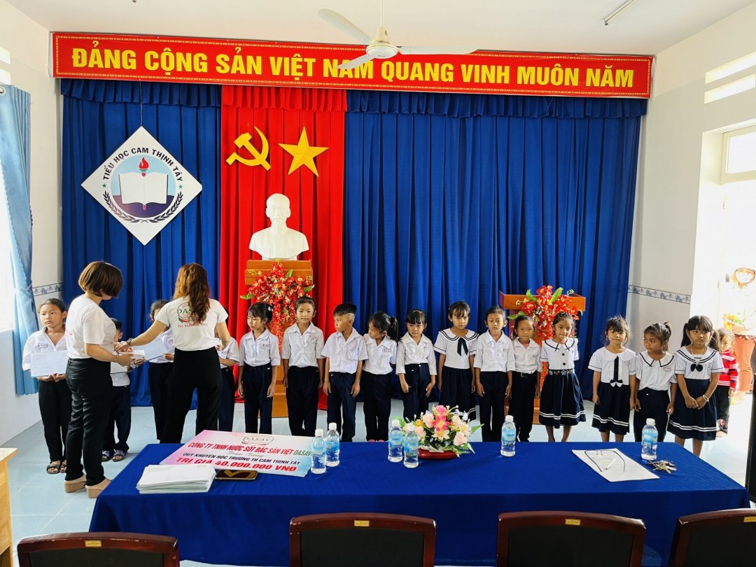 Truong_TH_Cam_Thinh_Tay_6