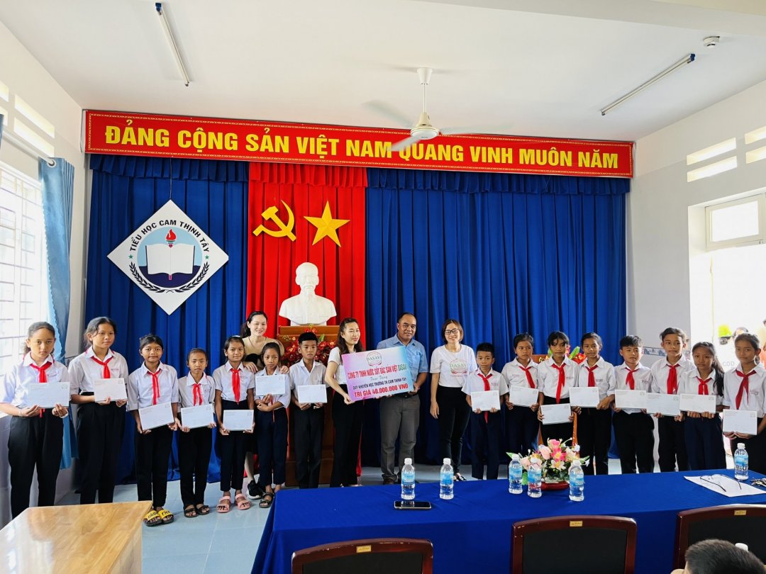 Truong_TH_Cam_Thinh_Tay_7