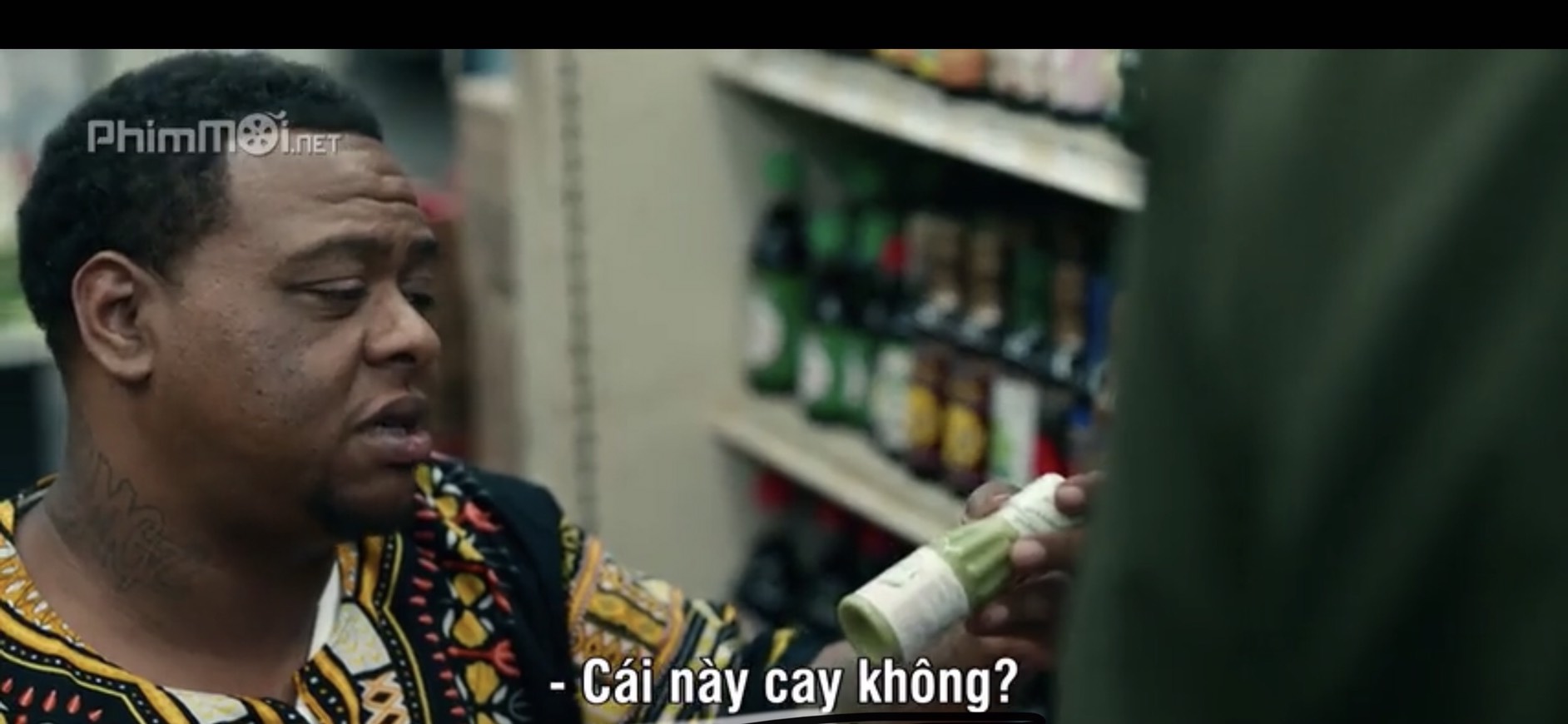 Tự hào cho 1 sản phẩm Việt được xuất hiện trong phim Netflix - Phim Project Power - xuất hiện ở khoảng 39p30s